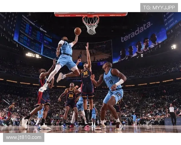 勇士与快船激战回顾NBA季后赛精彩瞬间全记录